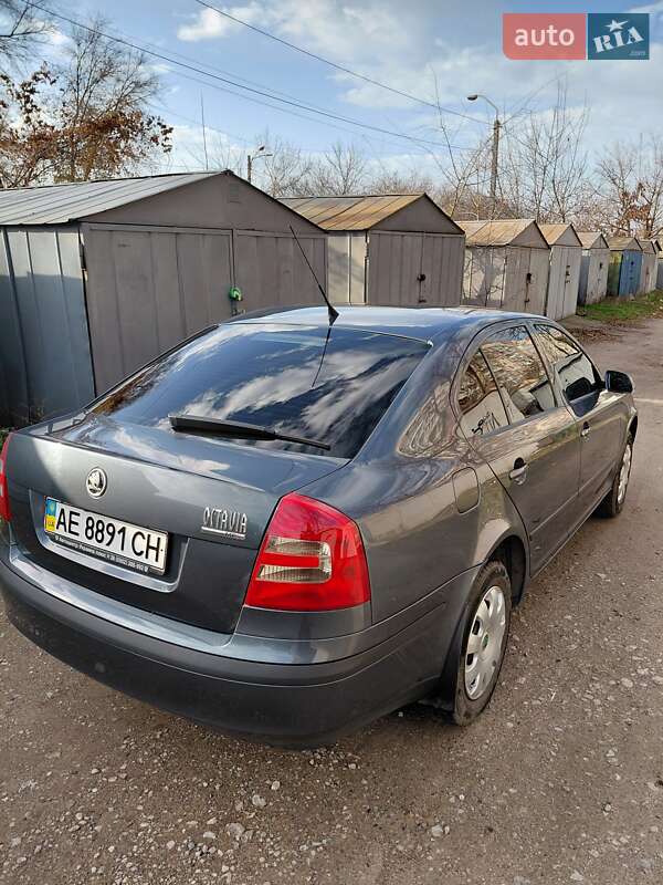 Лифтбек Skoda Octavia 2008 в Днепре