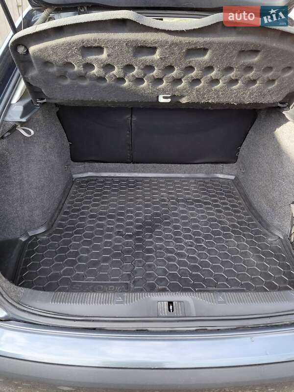 Лифтбек Skoda Octavia 2008 в Днепре