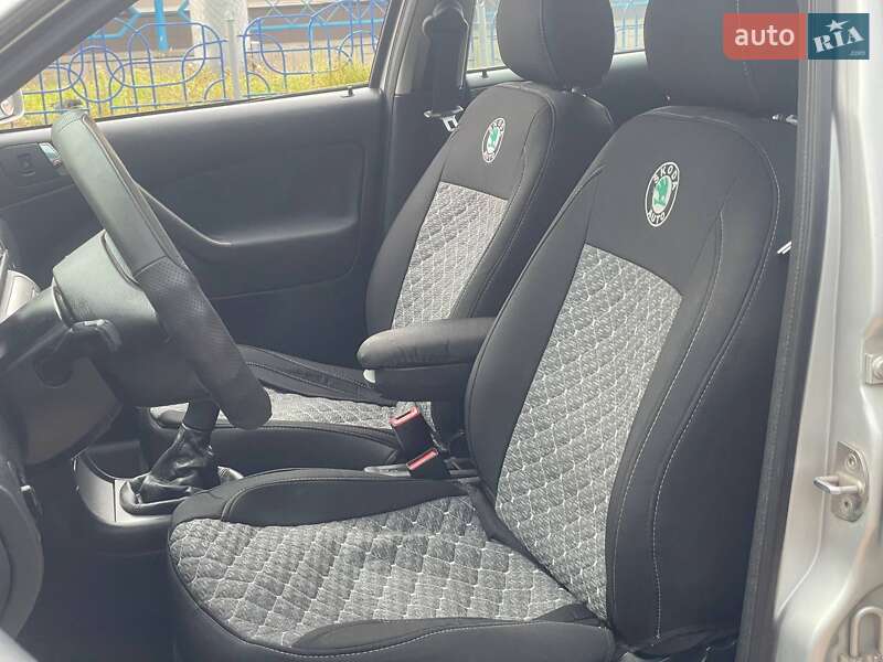 Универсал Skoda Octavia 2004 в Киеве фото 9 Универсал Skoda Octavia 2004 в Киеве