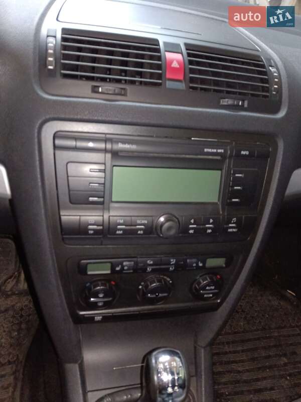 Ліфтбек Skoda Octavia 2008 в Шептицькому