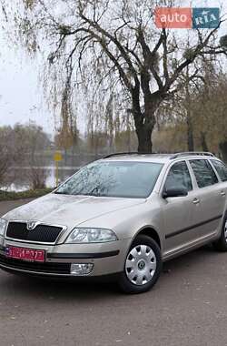 Универсал Skoda Octavia 2005 в Ровно