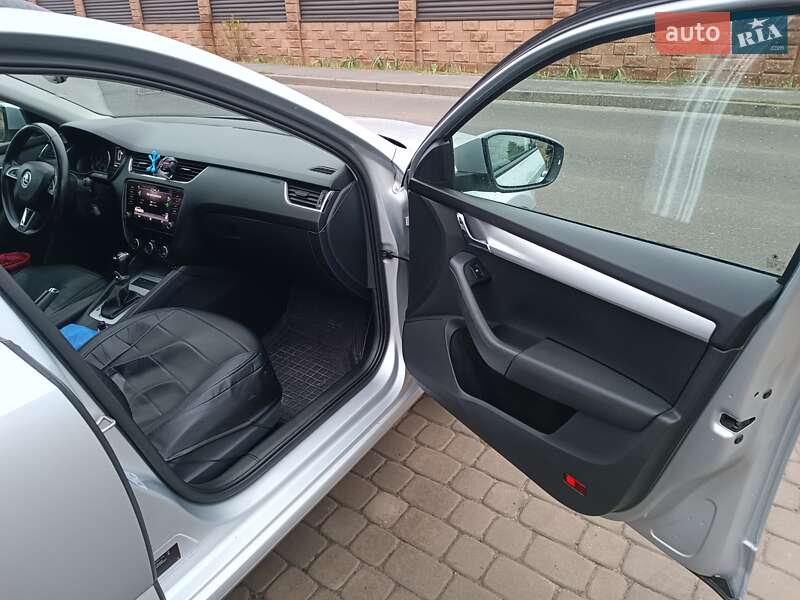 Универсал Skoda Octavia 2017 в Луцке