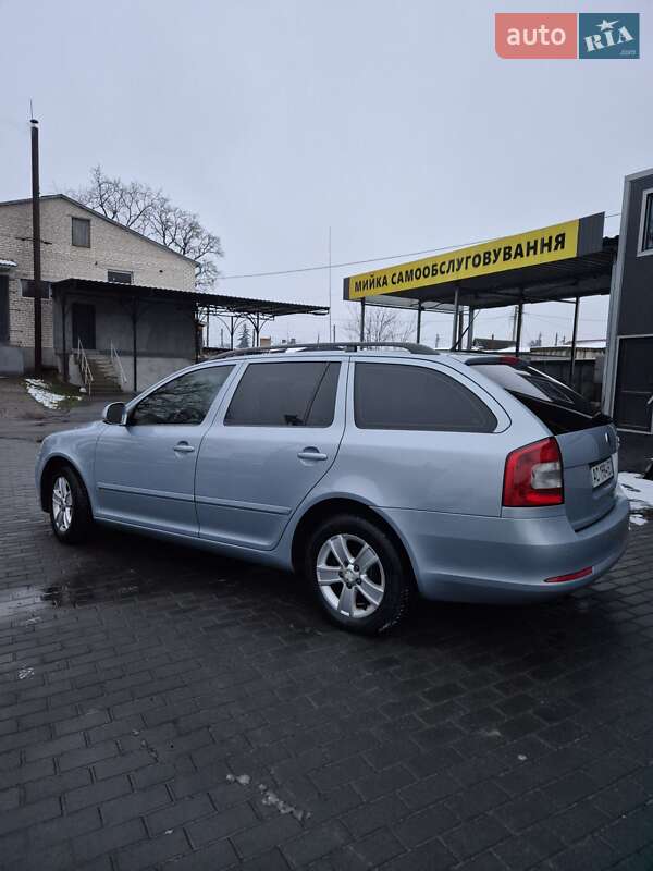 Универсал Skoda Octavia 2010 в Киверцах