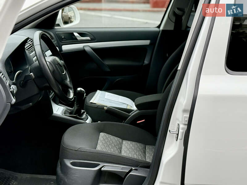 Універсал Skoda Octavia 2010 в Вінниці