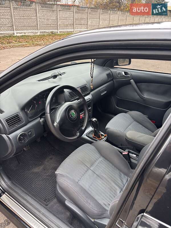 Ліфтбек Skoda Octavia 2006 в Черкасах