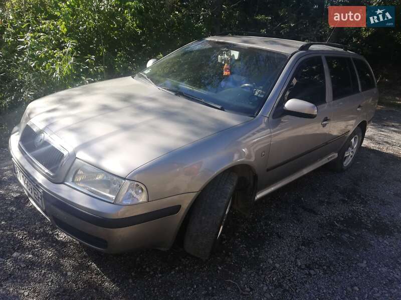 Универсал Skoda Octavia 2009 в Ивано-Франковске