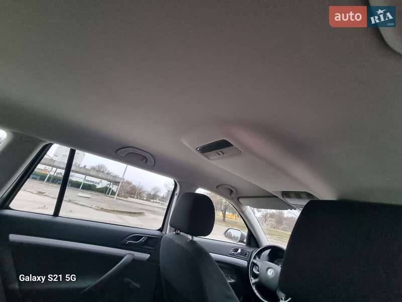 Универсал Skoda Octavia 2008 в Нетешине