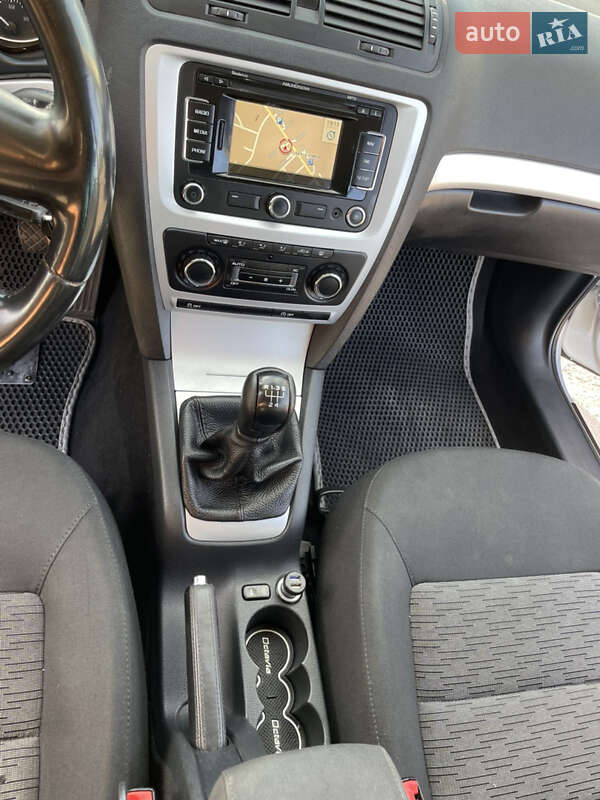 Універсал Skoda Octavia 2011 в Полтаві фото 22 Універсал Skoda Octavia 2011 в Полтаві