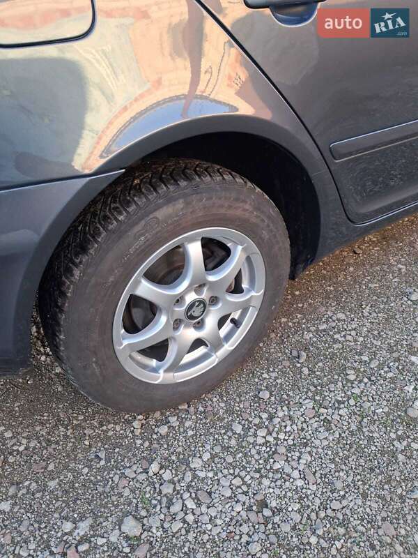 Лифтбек Skoda Octavia 2009 в Кривом Роге