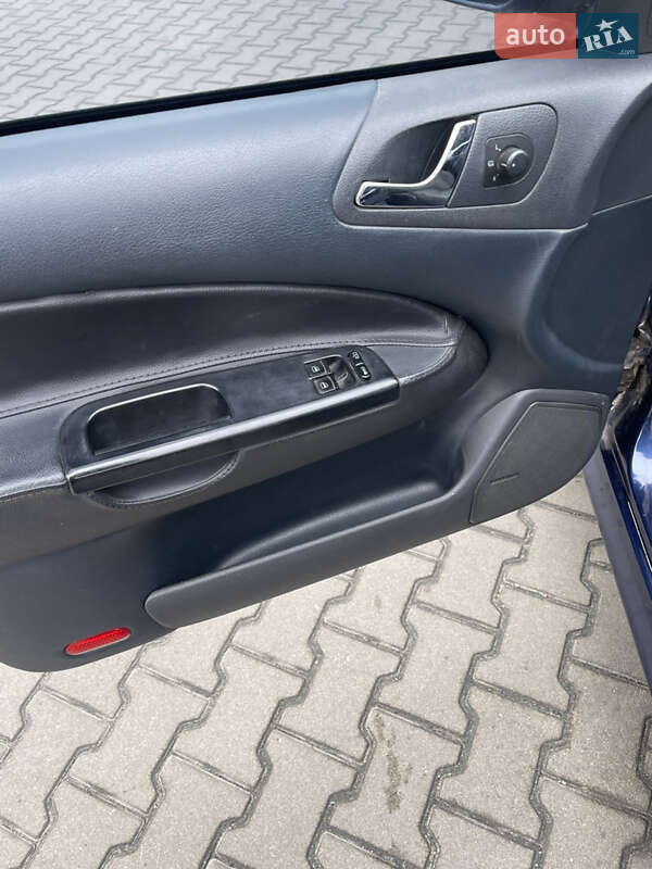 Лифтбек Skoda Octavia 2003 в Полтаве