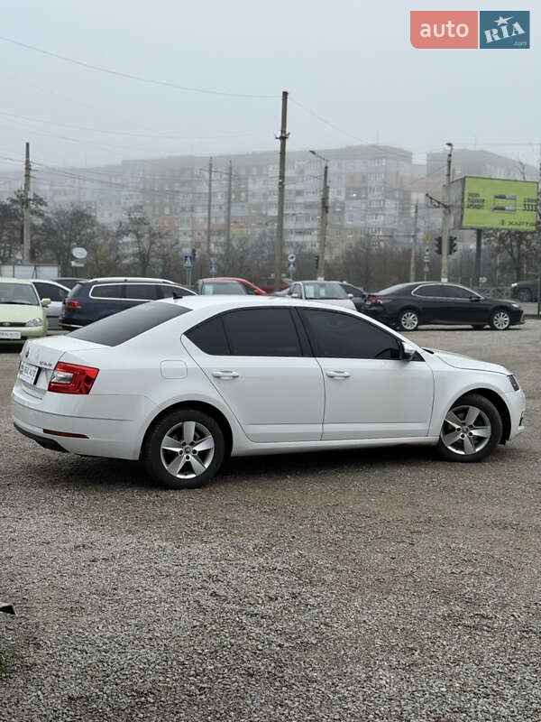 Лифтбек Skoda Octavia 2019 в Кропивницком