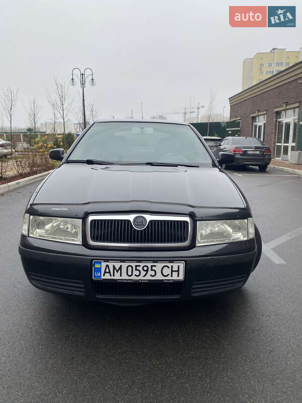 Лифтбек Skoda Octavia 2005 в Вишневом фото 2 Лифтбек Skoda Octavia 2005 в Вишневом