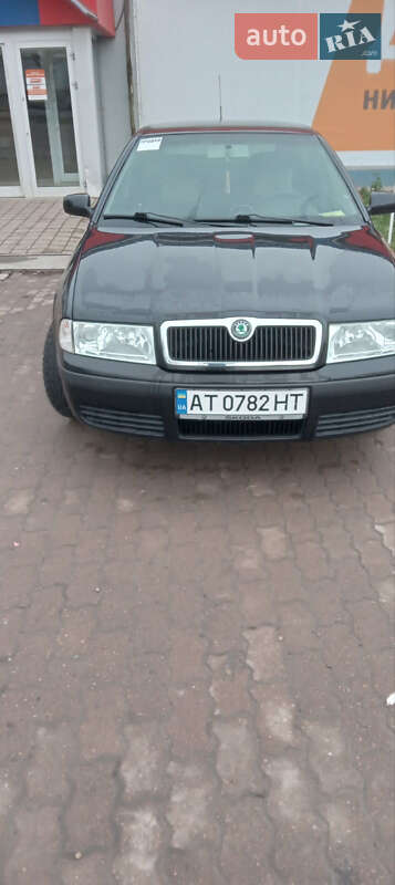 Лифтбек Skoda Octavia 2008 в Бурштыне