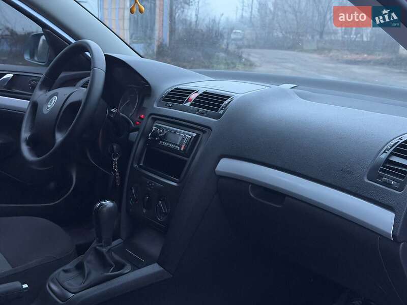 Лифтбек Skoda Octavia 2008 в Ахтырке