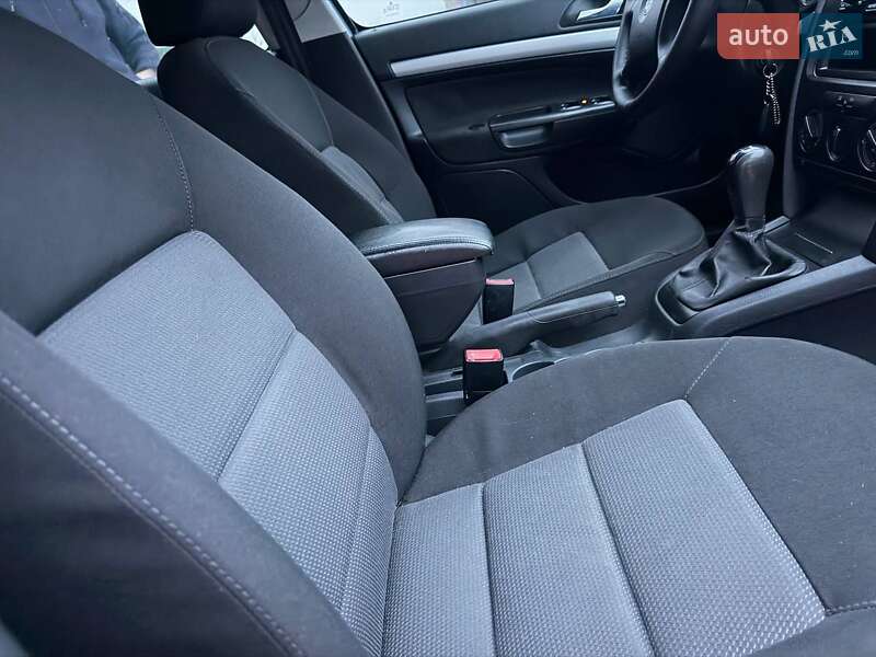 Лифтбек Skoda Octavia 2008 в Ахтырке