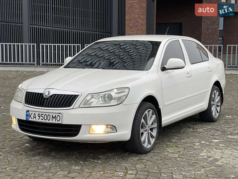 Лифтбек Skoda Octavia 2012 в Днепре