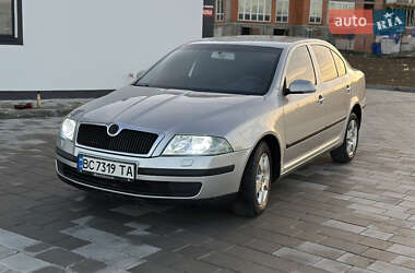 Лифтбек Skoda Octavia 2005 в Трускавце
