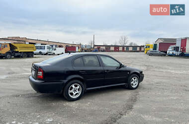 Ліфтбек Skoda Octavia 2002 в Волочиську