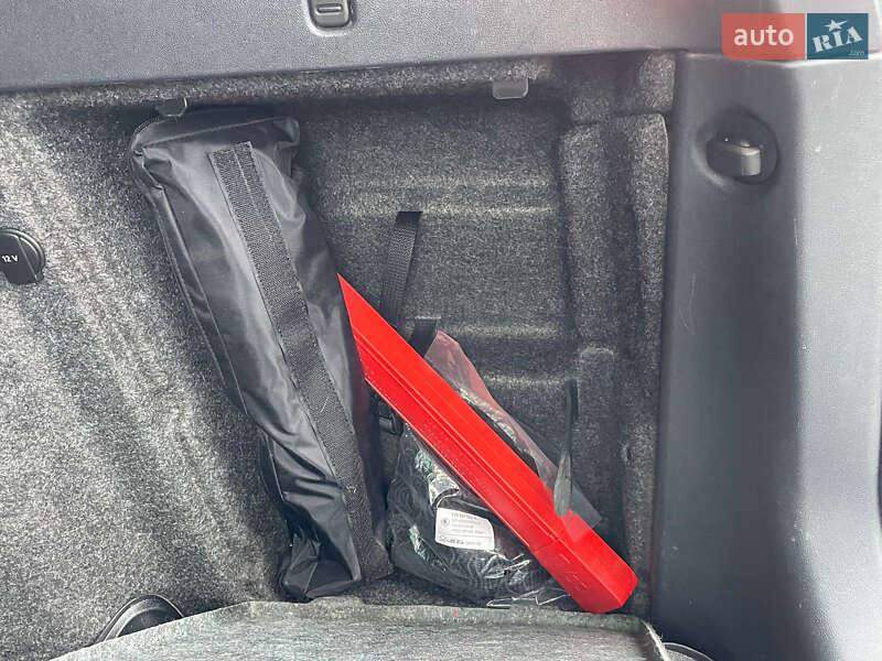 Универсал Skoda Octavia 2010 в Виннице