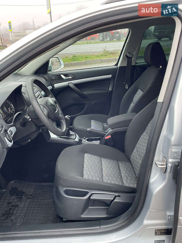 Универсал Skoda Octavia 2010 в Виннице