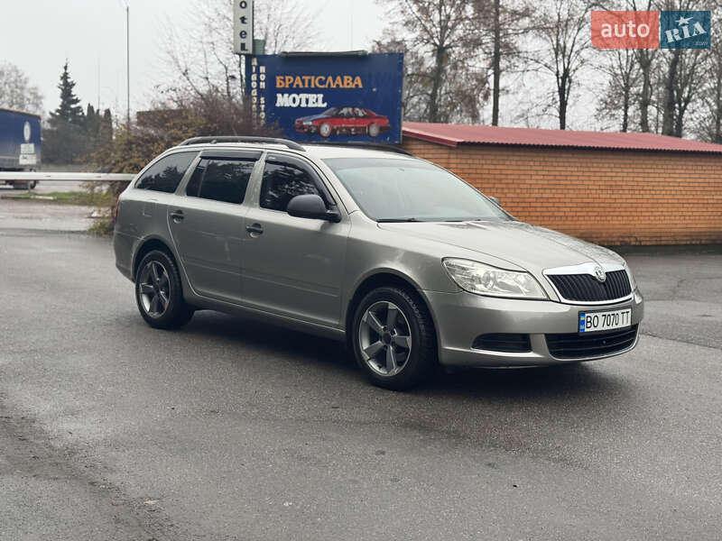 Універсал Skoda Octavia 2009 в Тернополі