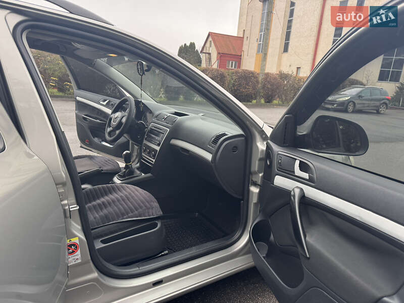 Універсал Skoda Octavia 2009 в Тернополі