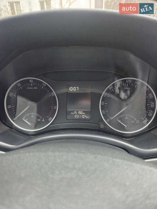 Лифтбек Skoda Octavia 2012 в Запорожье фото 10 Лифтбек Skoda Octavia 2012 в Запорожье