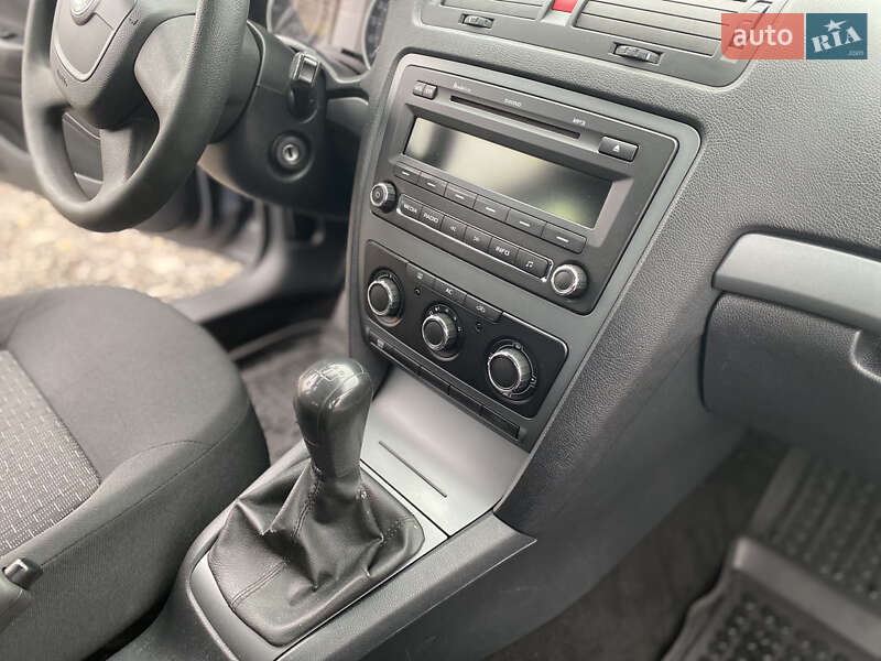 Універсал Skoda Octavia 2012 в Новоархангельську фото 23 Універсал Skoda Octavia 2012 в Новоархангельську