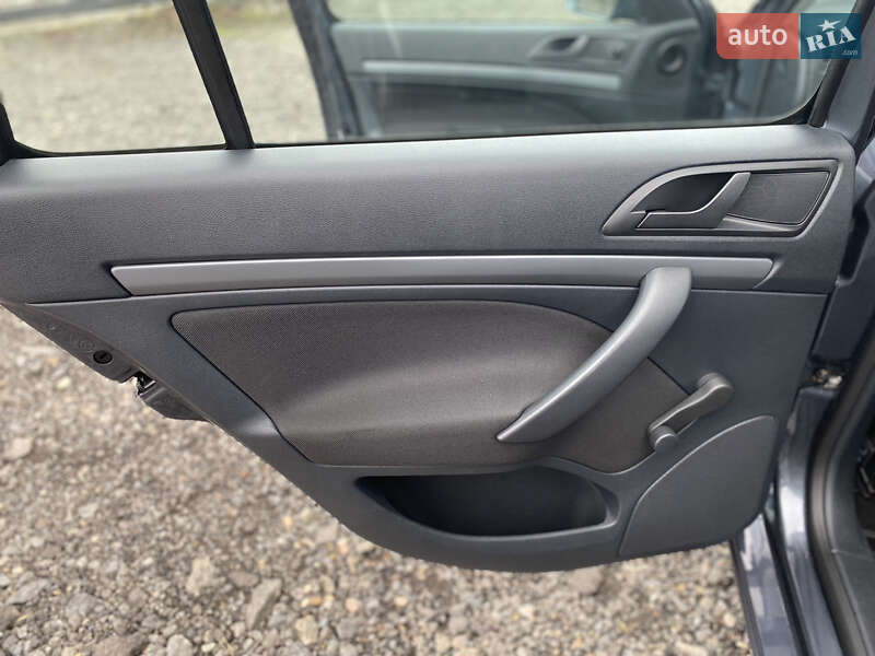 Універсал Skoda Octavia 2012 в Новоархангельську фото 26 Універсал Skoda Octavia 2012 в Новоархангельську