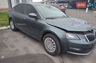 Лифтбек Skoda Octavia 2017 в Днепре
