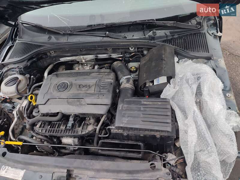 Лифтбек Skoda Octavia 2017 в Днепре