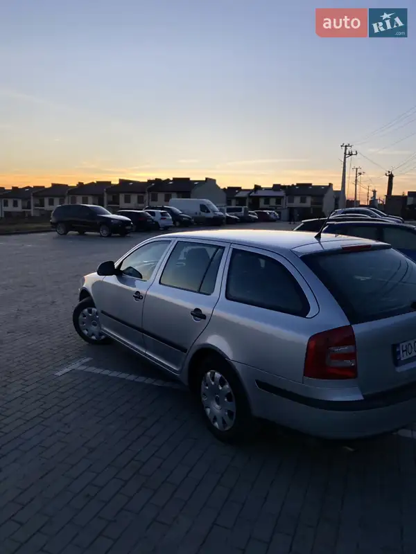 Skoda Octavia 2011 VIN TMBJA21Z5B2102945 фото оголошення 17 з 70