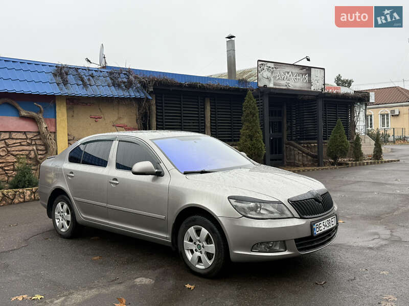 Лифтбек Skoda Octavia 2012 в Николаеве