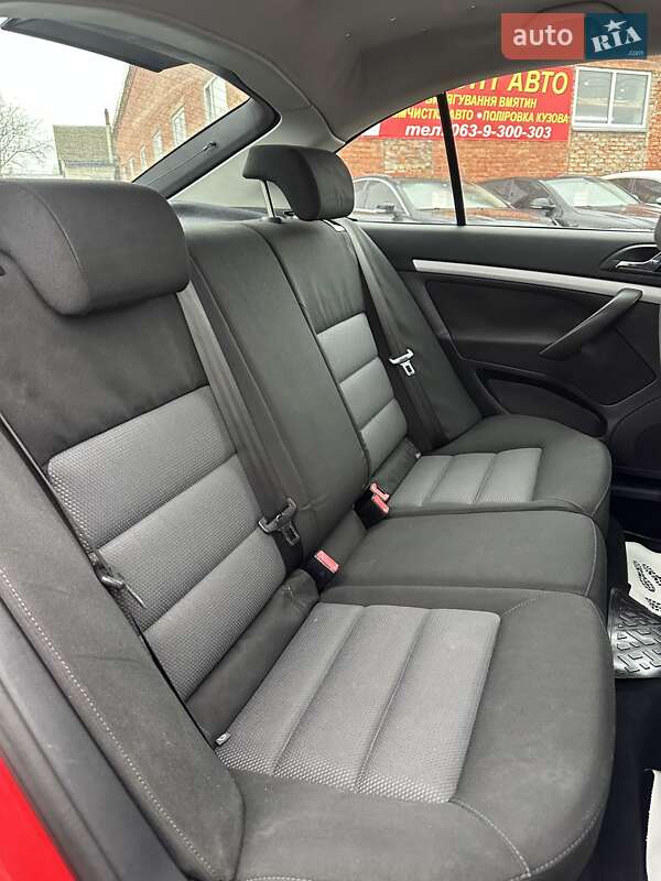 Лифтбек Skoda Octavia 2008 в Смеле