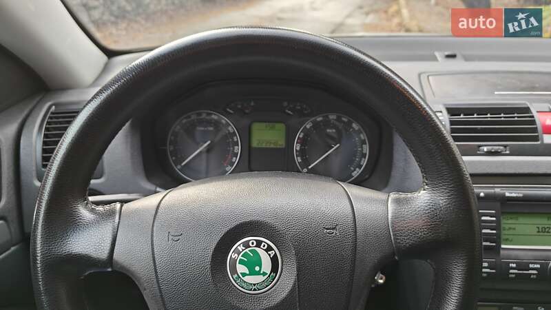 Лифтбек Skoda Octavia 2008 в Днепре