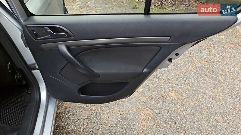 Лифтбек Skoda Octavia 2008 в Днепре