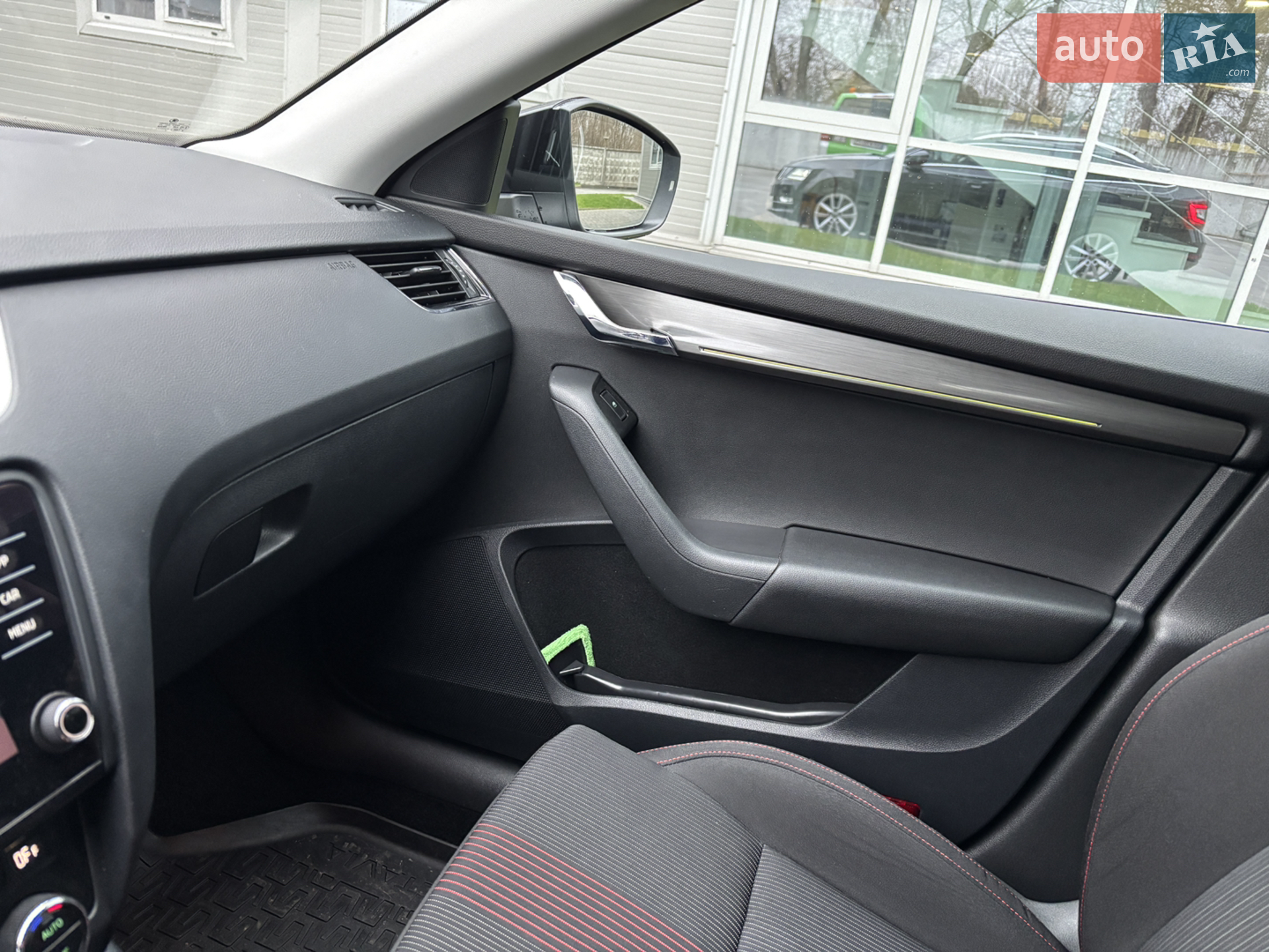 2018 Skoda Octavia - мініатюра 18