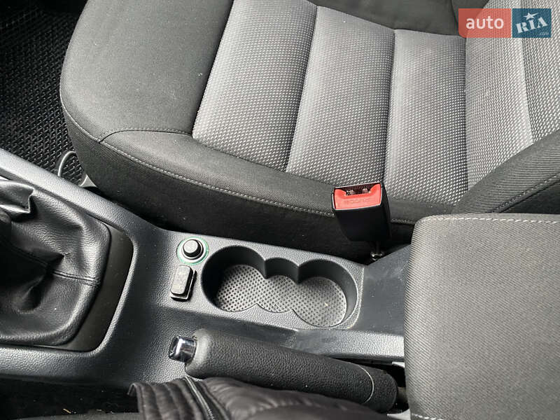 Лифтбек Skoda Octavia 2006 в Новояворовске