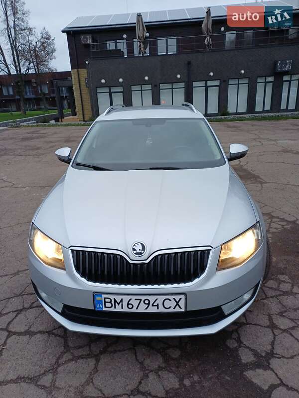 Универсал Skoda Octavia 2015 в Тростянце