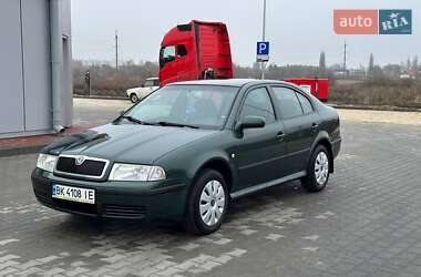 Лифтбек Skoda Octavia 2001 в Луцке