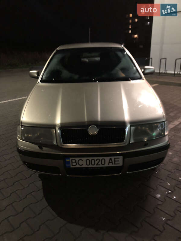 Лифтбек Skoda Octavia 2005 в Львове