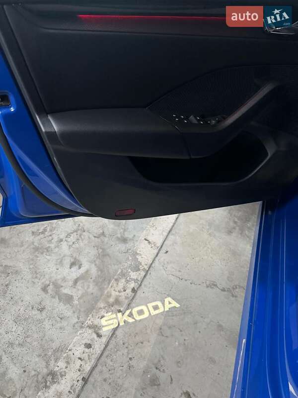 Универсал Skoda Octavia 2020 в Киеве фото 17 Универсал Skoda Octavia 2020 в Киеве