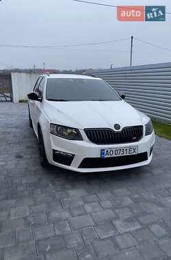 Універсал Skoda Octavia 2015 в Ужгороді