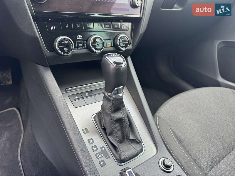 Универсал Skoda Octavia 2019 в Стрые