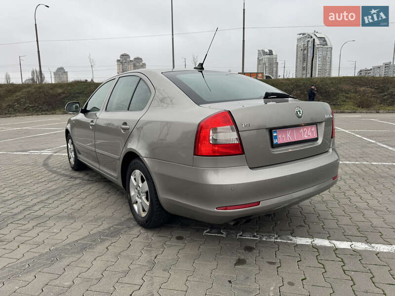 Ліфтбек Skoda Octavia 2010 в Києві