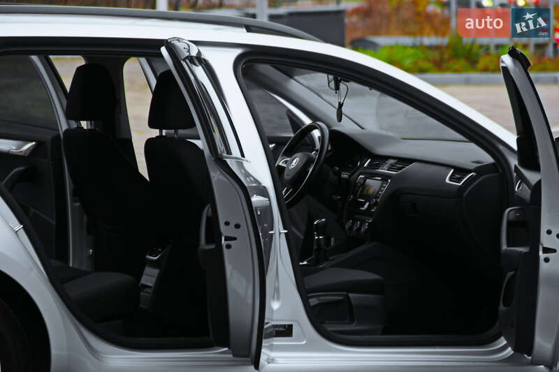 Універсал Skoda Octavia 2017 в Дніпрі