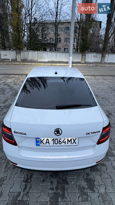 Универсал Skoda Octavia 2019 в Киеве
