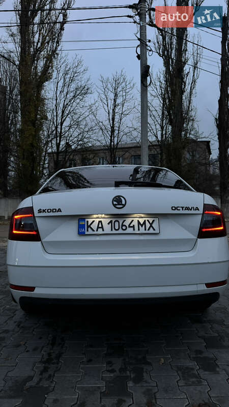 Универсал Skoda Octavia 2019 в Киеве