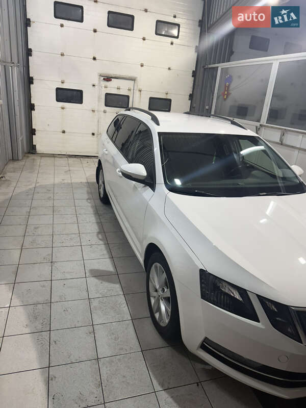 Универсал Skoda Octavia 2019 в Жмеринке