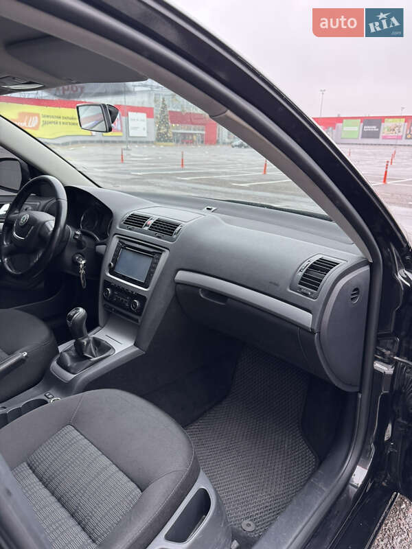 Універсал Skoda Octavia 2010 в Рівному